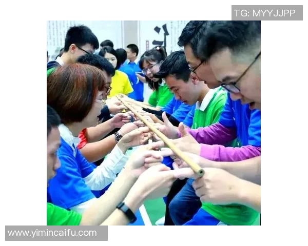 成都乒乓球队的团队协作探索与实践:凝聚力与默契的完美结合 成都乒乓球队的团队协作探索与实践:凝聚力与默契的完美结合